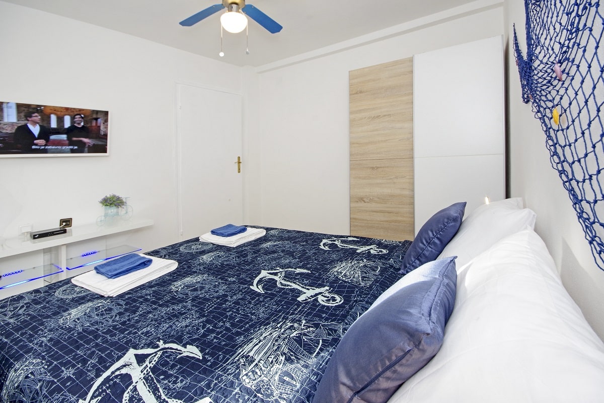 Apartment Žal 1 (2+2), Betina - Murter, Croatia